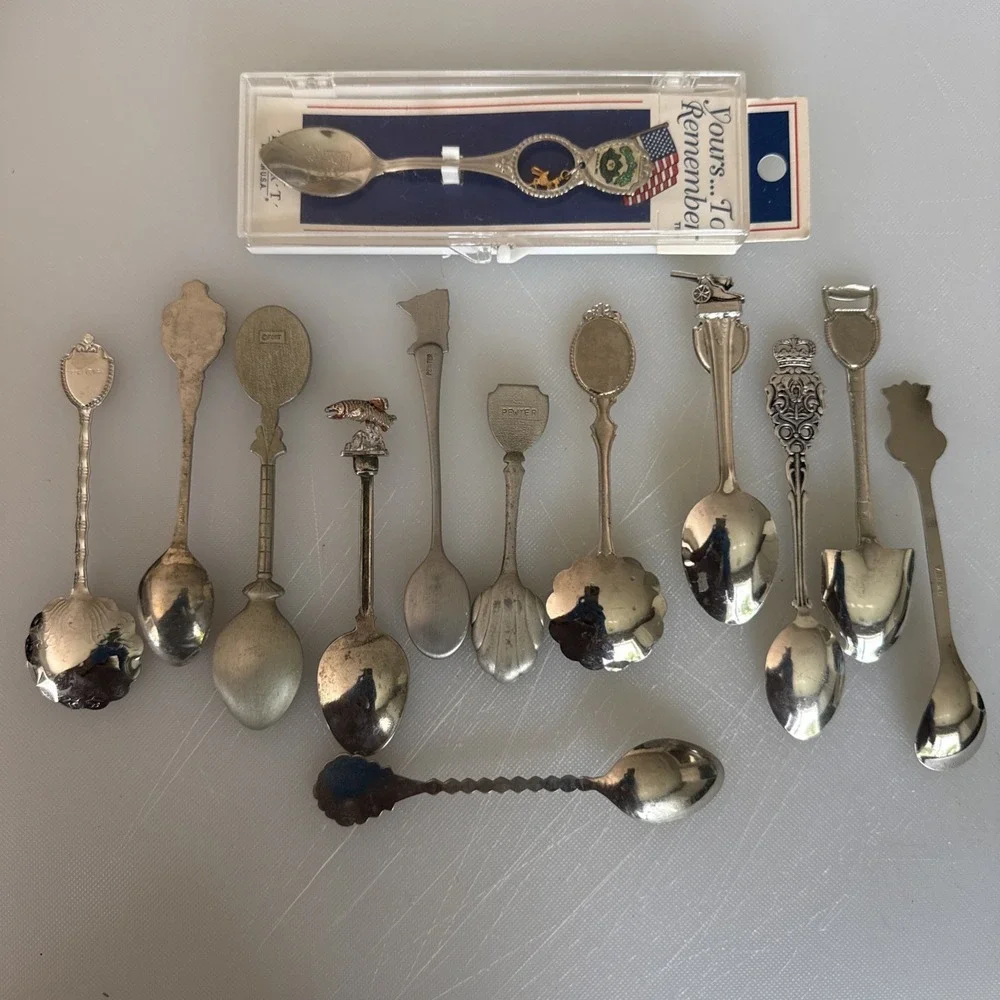 Lot of 13 State/Country Collector Spoons BC, ID, GA, NV, CO, W.VA, MN, PA, CA